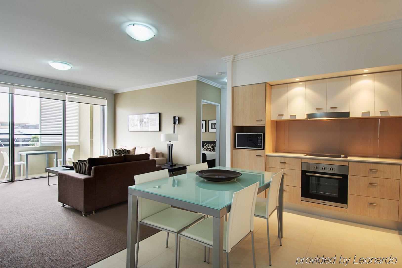 Chancellor Executive Apartments Gold Coast Bilik gambar